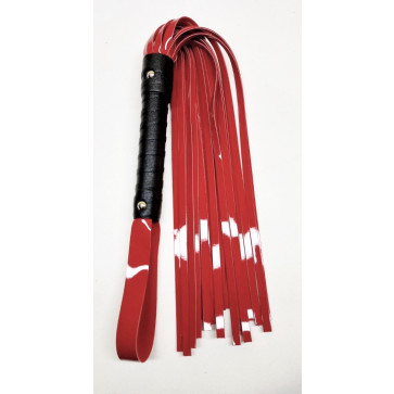 Флоггер из искуственной лакированной кожи Flirty ECO Varnish Leather - Black & Red, BL-00045