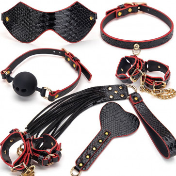 Черный бдсм набор аксессуаров Crocodile Grain Bondage Kit 7 Pieces